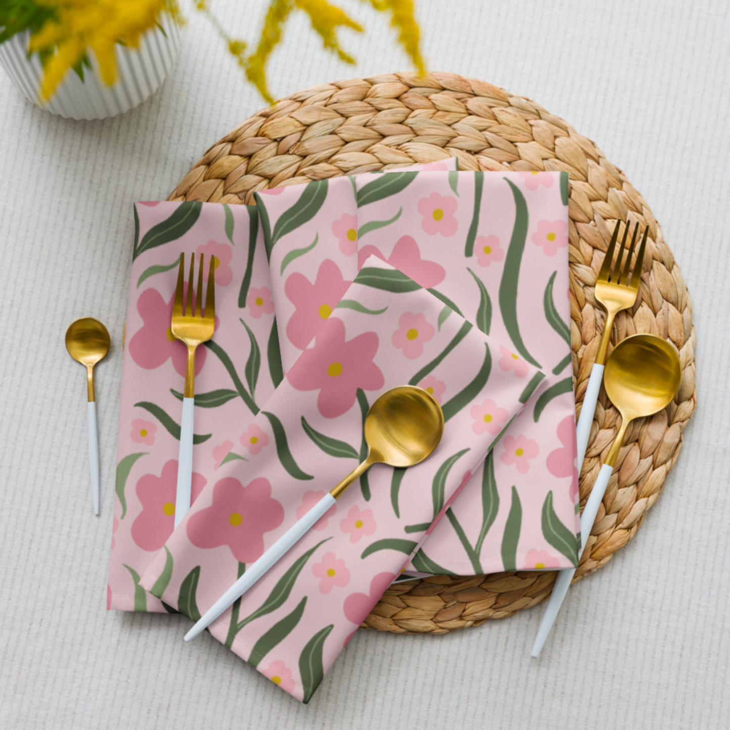 Pink Floral Cloth napkin set, Set of 4