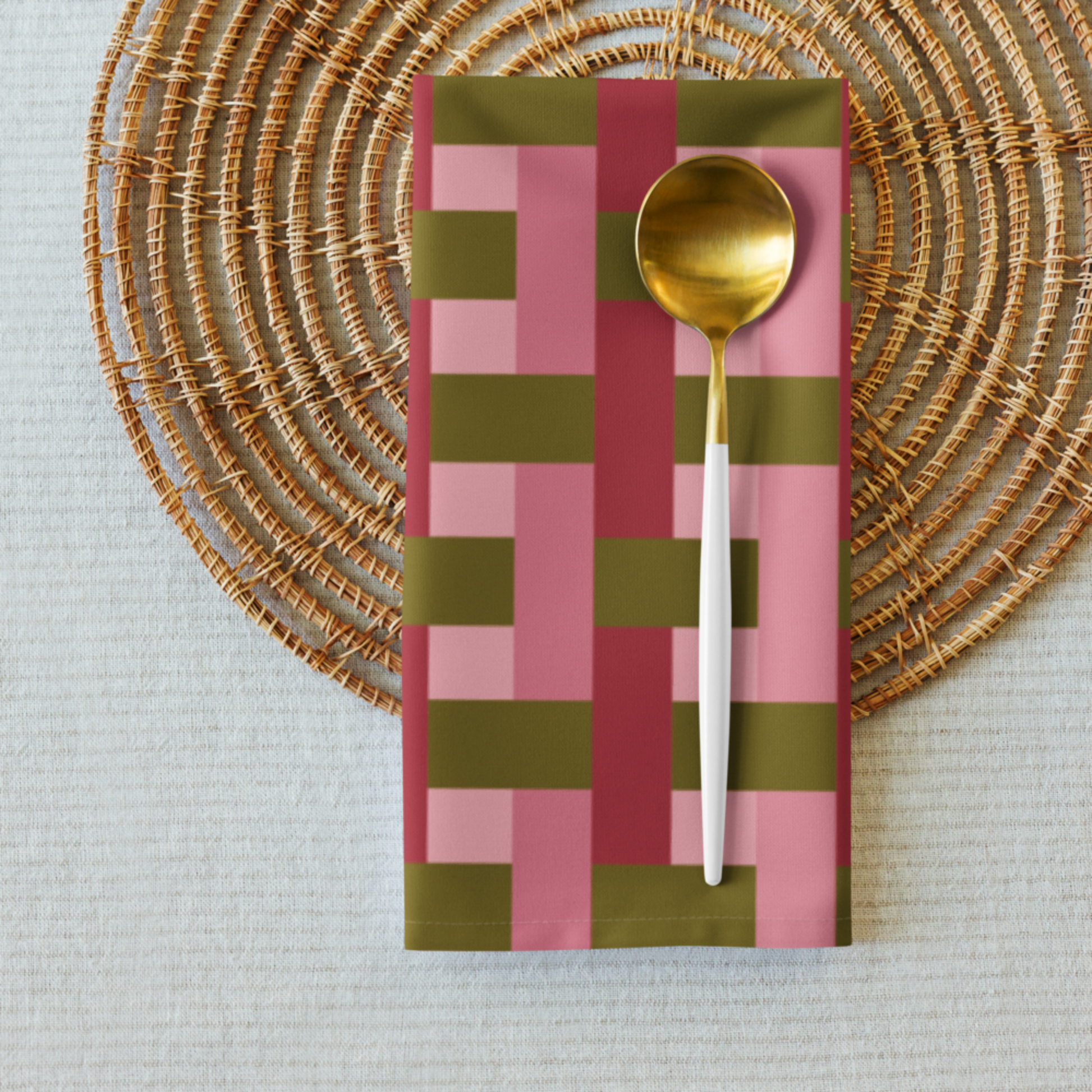 Pink and Green Geometric Cloth napkin set, Set of 4